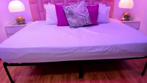 Aleja   online show from 01/09/26, 03:20