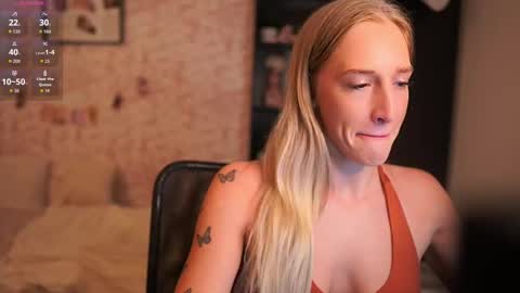 amy_johns_ online show from 11/20/25, 08:47