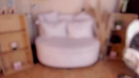     online show from 01/03/25, 11:23