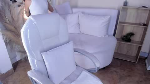     online show from 03/04/25, 08:27