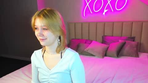 Amy online show from 01/17/25, 01:15