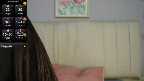 Snapshot of amy_le chatting on 07/23/26, 01:53 Amy online show from 07/23/26, 01:53