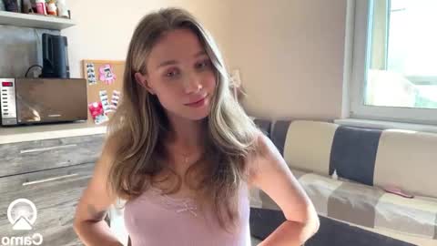 amy_meoww online show from 09/25/25, 10:19