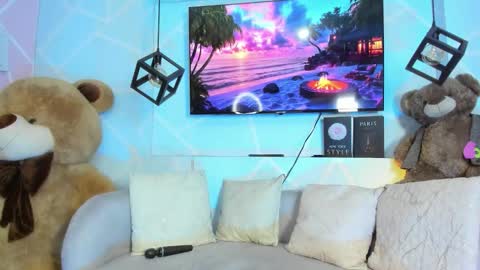 Snapshot of amy_noa chatting on 03/04/26, 01:33 Emy Noa online show from 03/04/26, 01:33