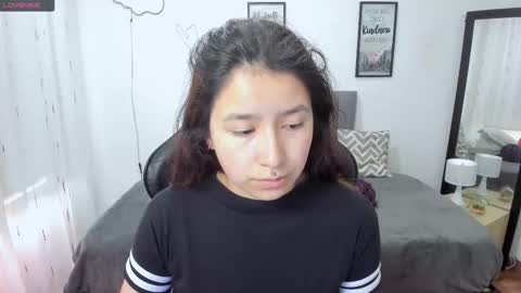 Amy sophia 3 online show from 09/17/25, 11:45