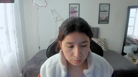 Amy sophia 3 online show from 09/25/25, 11:47