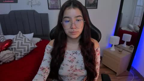 Amy sophia 3 online show from 02/04/26, 12:11