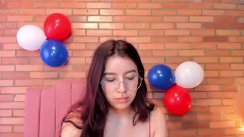 Snapshot of amy_sophiaa chatting on 07/06/26, 03:03 Amy sophia 3 online show from 07/06/26, 03:03