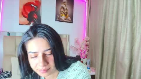 Snapshot of amy_swann chatting on 04/09/26, 11:37 Amy online show from 04/09/26, 11:37