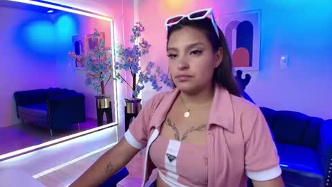 Snapshot of amy_whitney chatting on 03/04/26, 03:23 Amy online show from 03/04/26, 03:23