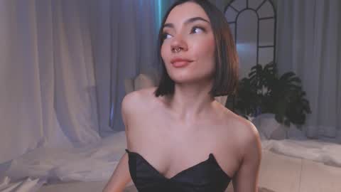 Amy Armstrong online show from 03/22/26, 09:51