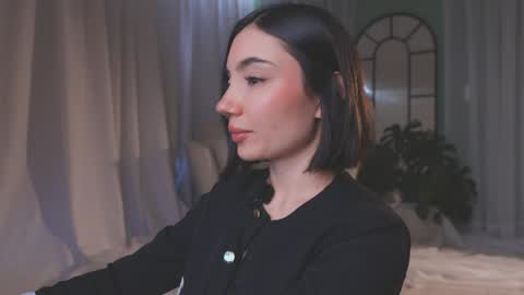 Amy Armstrong online show from 03/31/26, 10:43