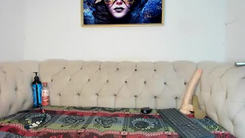 Amy Kamila online show from 02/12/25, 04:01