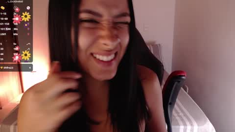 Snapshot of amyharlow_ chatting on 12/06/24, 10:38 Jenn  online show from 12/06/24, 10:38