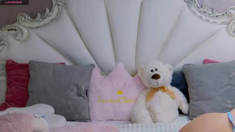 amyhennessy online show from 12/04/24, 06:22