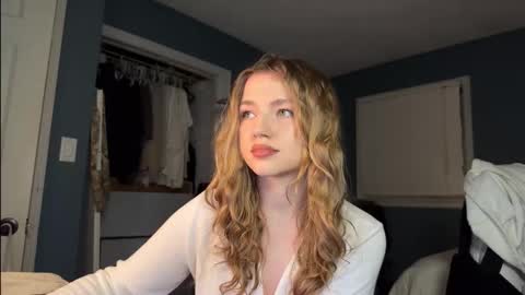 Amy online show from 11/18/25, 06:40