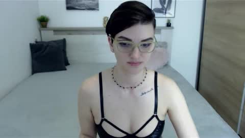 Snapshot of amylexy chatting on 03/28/26, 08:08 Hi there guys My pleasure in your hands pvt is open online show from 03/28/26, 08:08