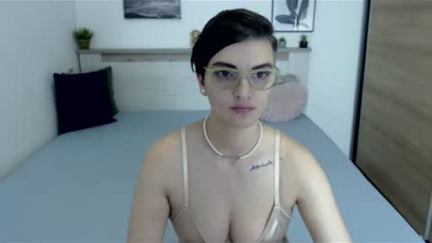 Snapshot of amylexy chatting on 06/23/26, 07:23 Hi there guys My pleasure in your hands pvt is open online show from 06/23/26, 07:23