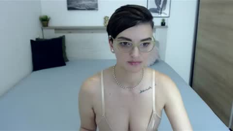 Snapshot of amylexy chatting on 07/03/26, 02:01 Hi there guys My pleasure in your hands pvt is open online show from 07/03/26, 02:01