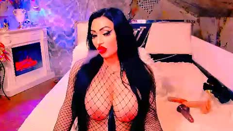 Snapshot of amyrarosera chatting on 06/11/26, 12:43 Alimoonyia online show from 06/11/26, 12:43
