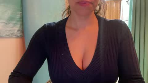 Amy Smilez online show from 01/24/25, 11:45