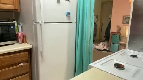 Amy Smilez online show from 01/31/25, 02:39