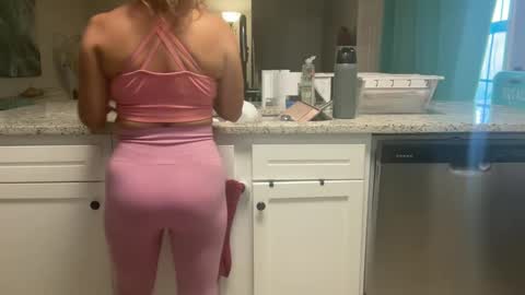 Amy Smilez online show from 09/18/25, 03:03