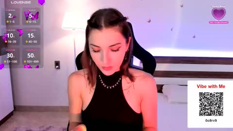 amyvilvet online show from 10/27/25, 09:08