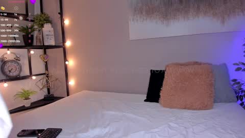 IG amyw0w   online show from 01/09/25, 01:02