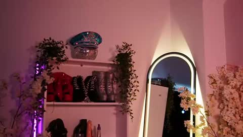 Snapshot of amyyydiamond chatting on 07/08/26, 12:42 AmyDiamond online show from 07/08/26, 12:42