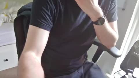 A online show from 04/07/26, 12:05