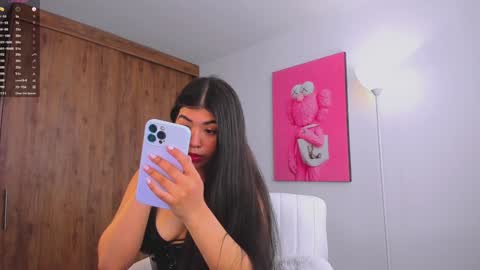 Snapshot of ana__f chatting on 02/04/25, 04:50 Ana online show from 02/04/25, 04:50