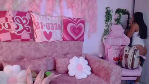 Snapshot of ana__grace chatting on 06/15/26, 12:24 Ana online show from 06/15/26, 12:24