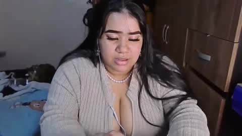 Snapshot of ana_cute_bigboobs chatting on 03/05/26, 04:08 ana_cute_bigboobs online show from 03/05/26, 04:08