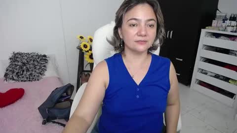  Ana  online show from 12/12/24, 09:37