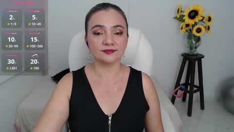  Ana  online show from 10/24/25, 11:12