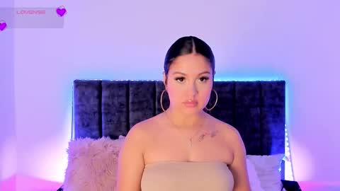 Ana online show from 10/30/25, 08:42