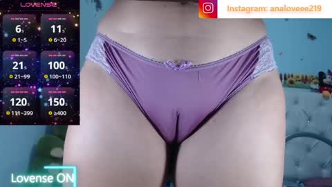 Snapshot of ana_loveee chatting on 04/22/26, 02:51 Ana lopez - Cameltoe girl online show from 04/22/26, 02:51
