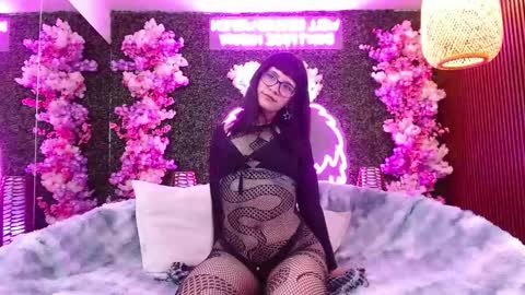 Snapshot of ana_luve chatting on 01/12/26, 03:56 Ana online show from 01/12/26, 03:56