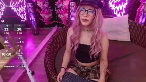 Snapshot of ana_luve chatting on 02/04/26, 04:07 Ana online show from 02/04/26, 04:07