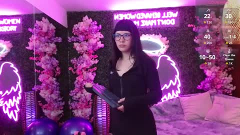 Snapshot of ana_luve chatting on 02/28/26, 04:02 Ana online show from 02/28/26, 04:02