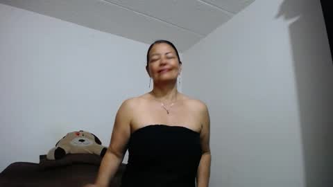 Snapshot of ana_mature_ chatting on 10/12/25, 09:36 Ana online show from 10/12/25, 09:36