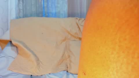 Ana online show from 11/11/25, 01:16