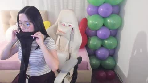 Im anna but you can call me as you want online show from 10/22/25, 09:25