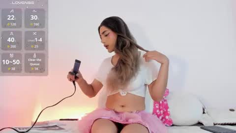 Snapshot of ana_sofia1_ chatting on 07/12/26, 02:35 ana_sofia1_ online show from 07/12/26, 02:35