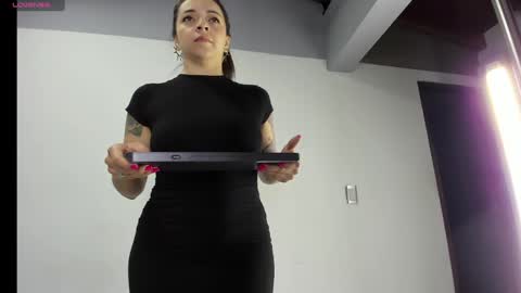 Snapshot of ana_spencerr chatting on 02/20/26, 11:11 Ana online show from 02/20/26, 11:11