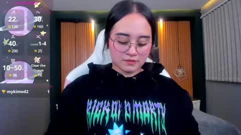 Snapshot of ana_taylor2 chatting on 01/29/25, 08:04 Ana online show from 01/29/25, 08:04