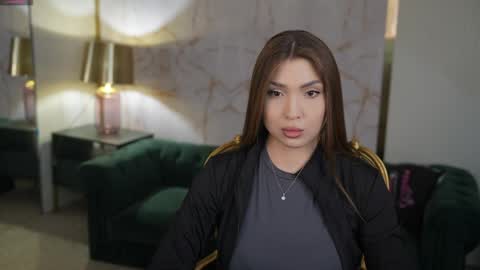 Sweet girls online show from 04/17/26, 09:45