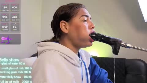 Snapshot of anabel693_ chatting on 02/12/26, 08:09 Anabel Alice Gandara online show from 02/12/26, 08:09