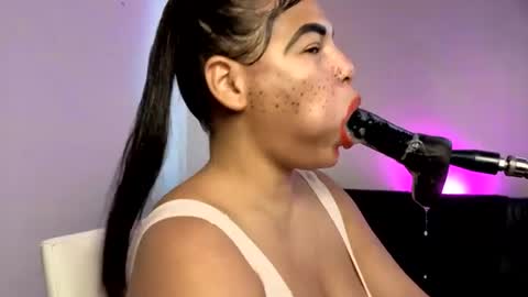 Snapshot of anabel693_ chatting on 08/02/26, 04:27 Anabel Alice Gandara online show from 08/02/26, 04:27